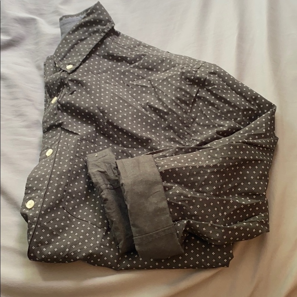 American Eagle shirt